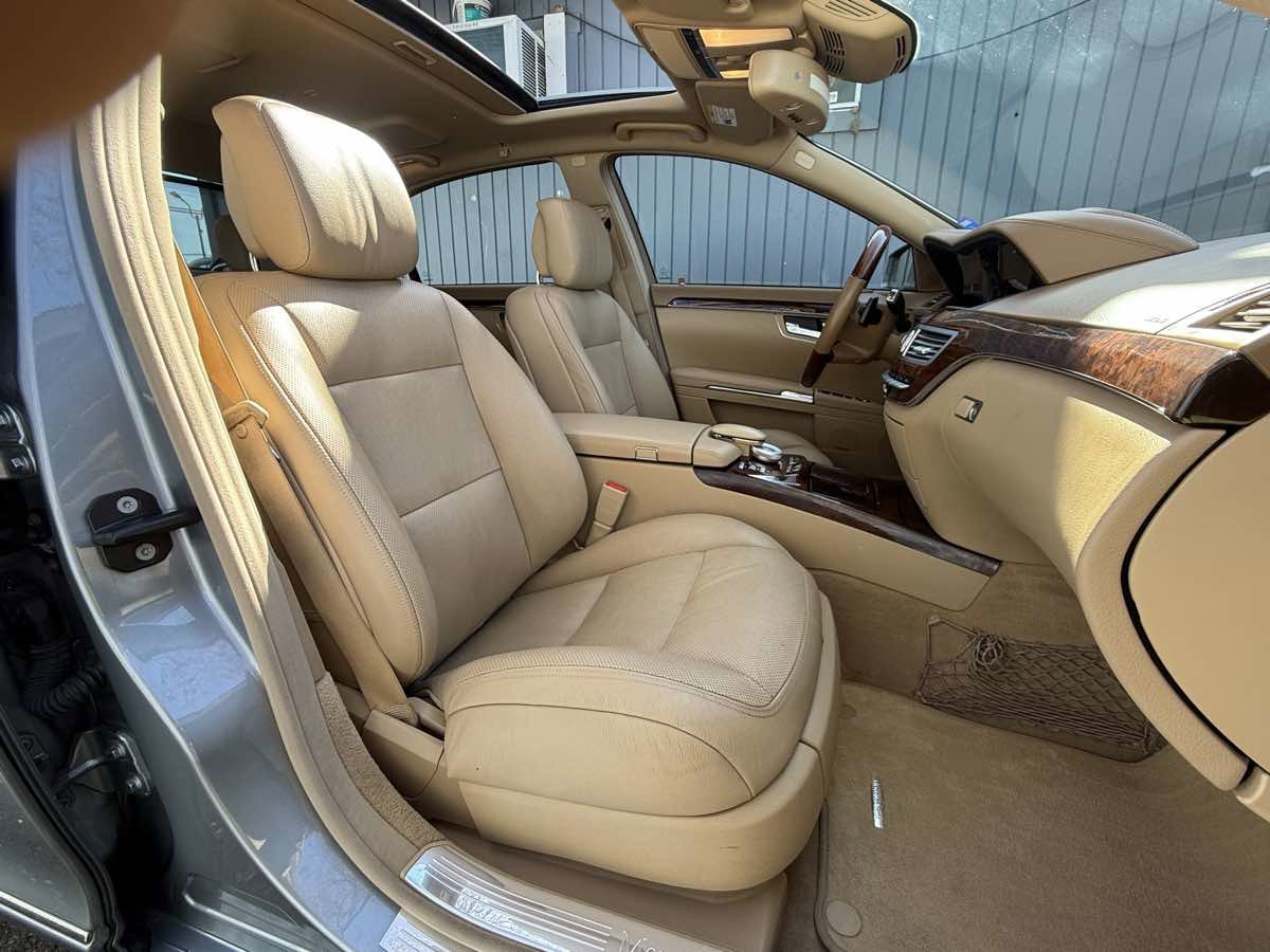Used 2012 Mercedes-Benz S 550 4MATIC Sedan image 10