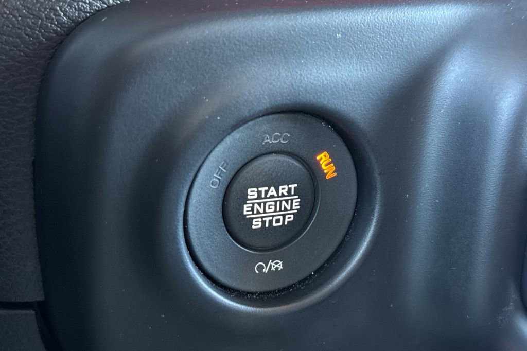 Used 2022 Jeep Wrangler Unlimited Rubicon w/ Xtreme Recon 35" Tire Package image 22