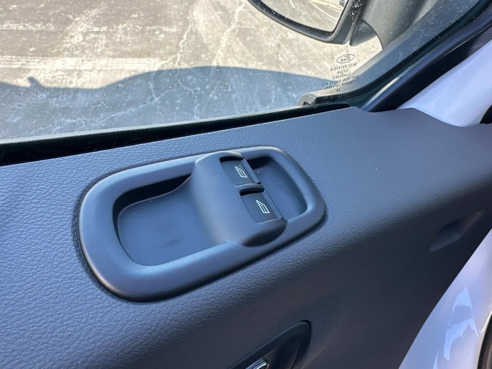 New 2024 Ford Transit 350 148 Medium Roof image 19