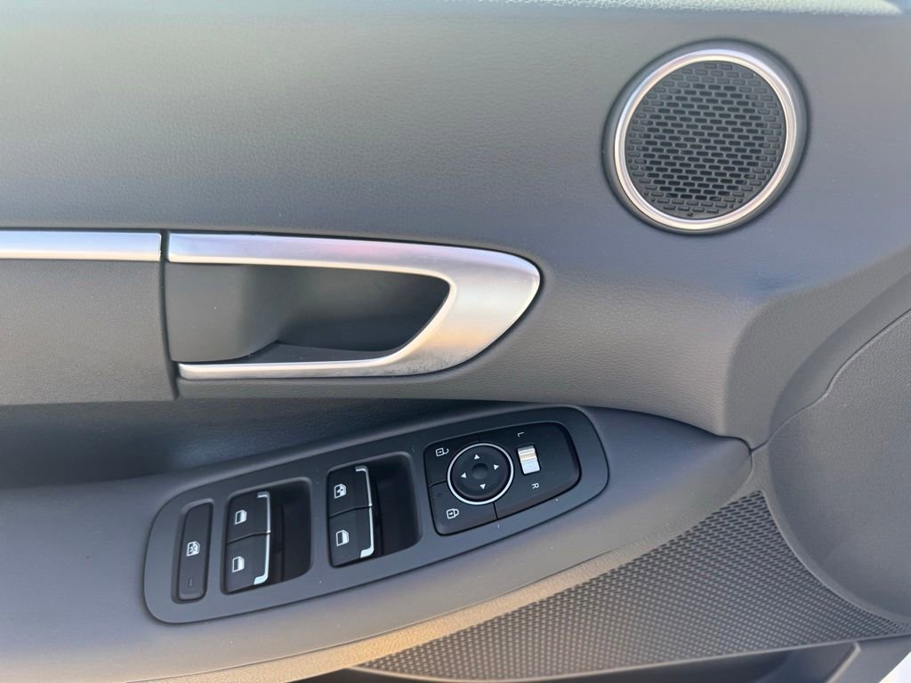 Used 2021 Hyundai Sonata SE image 22