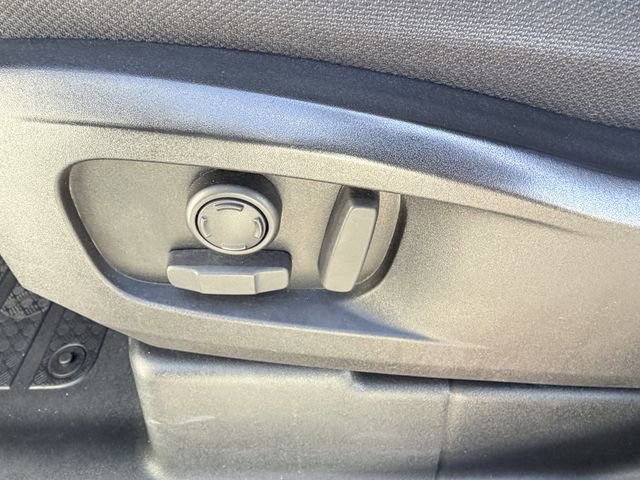 Used 2020 Land Rover Defender 110 SE image 7