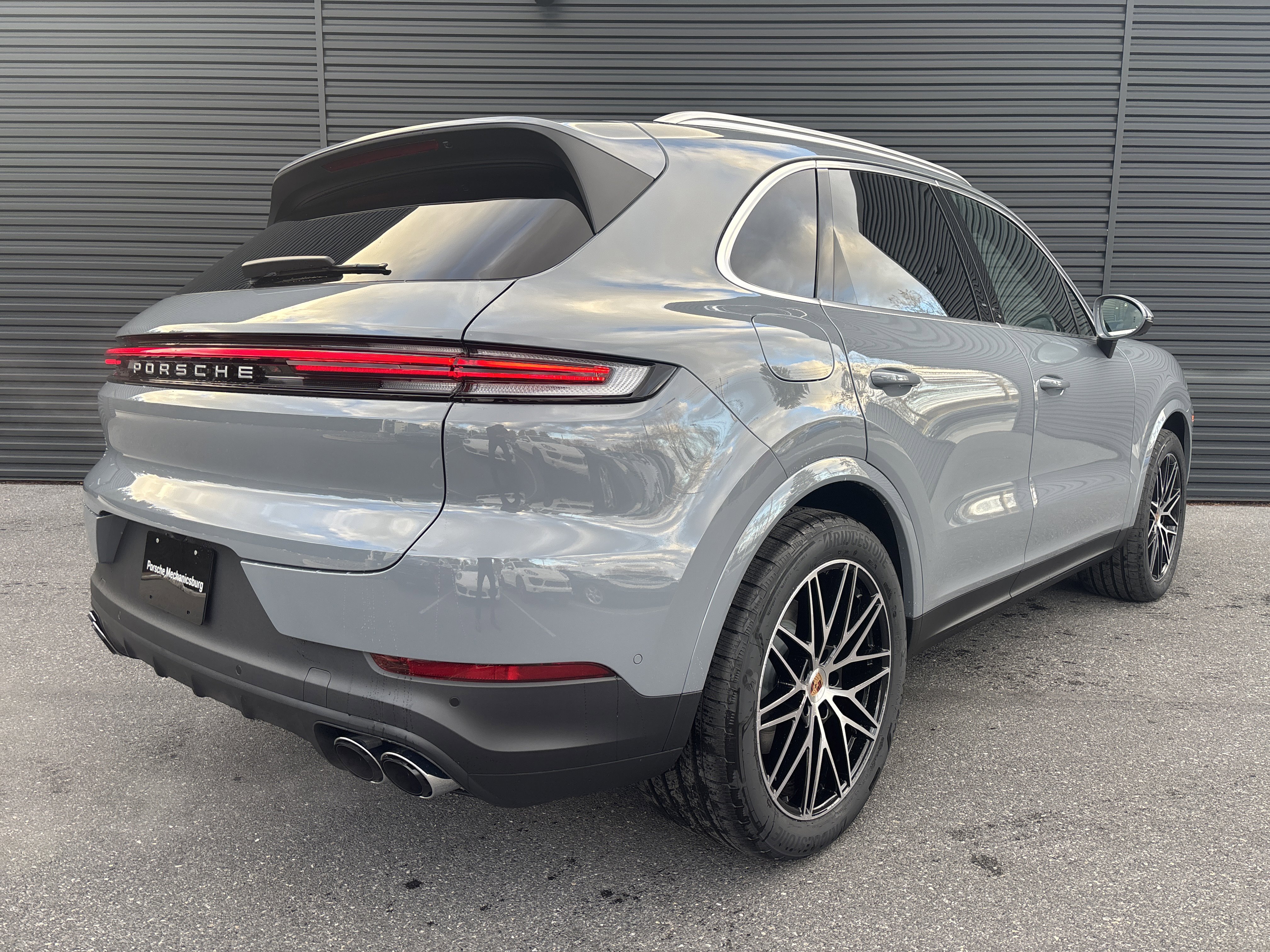 New 2026 Porsche Cayenne S image 6