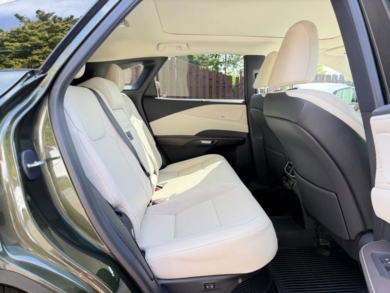 Used 2025 Lexus RX 350 w/ Convenience Package AWD/4WD image 27