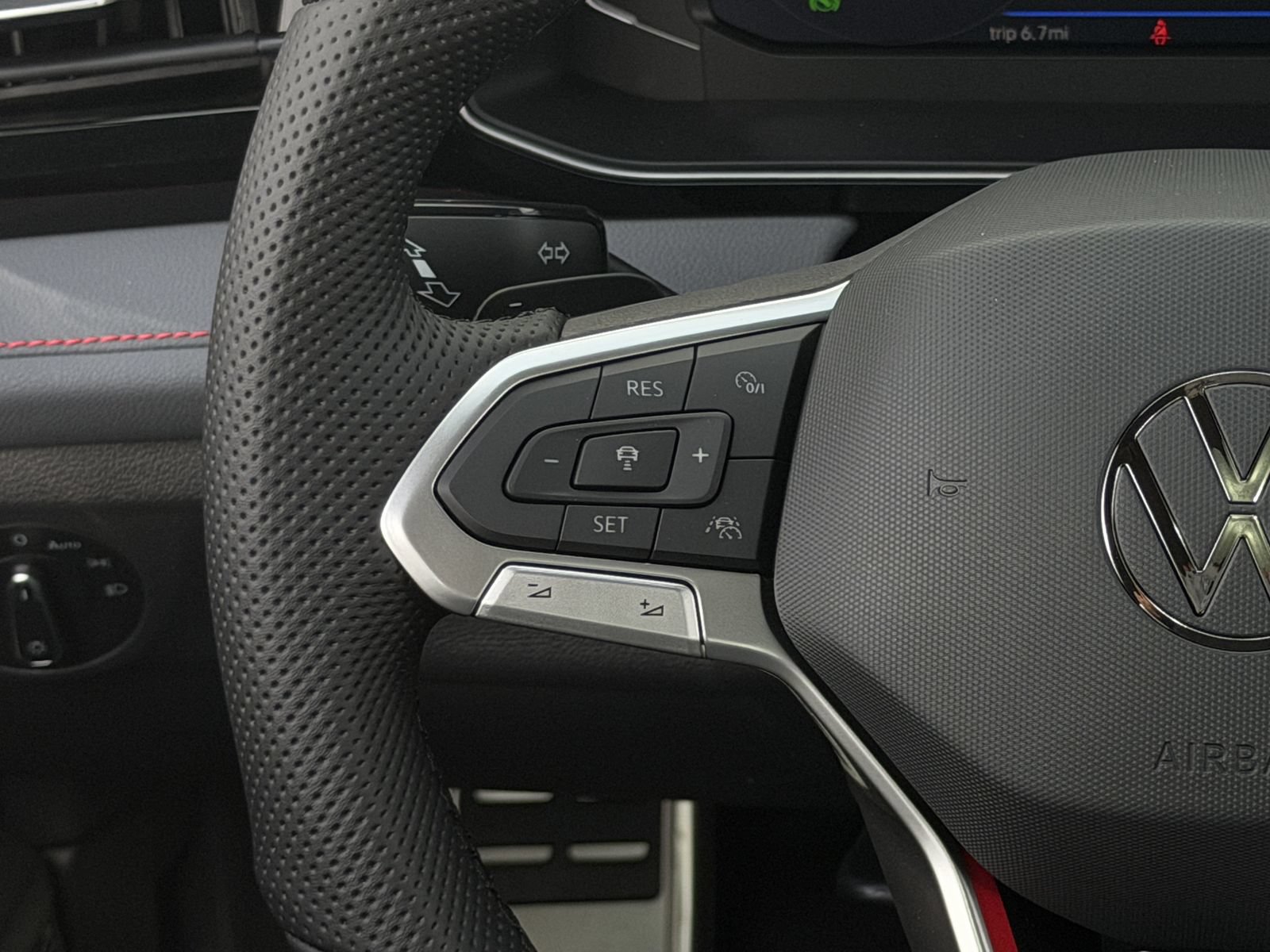New 2026 Volkswagen Jetta GLI Autobahn FWD image 15