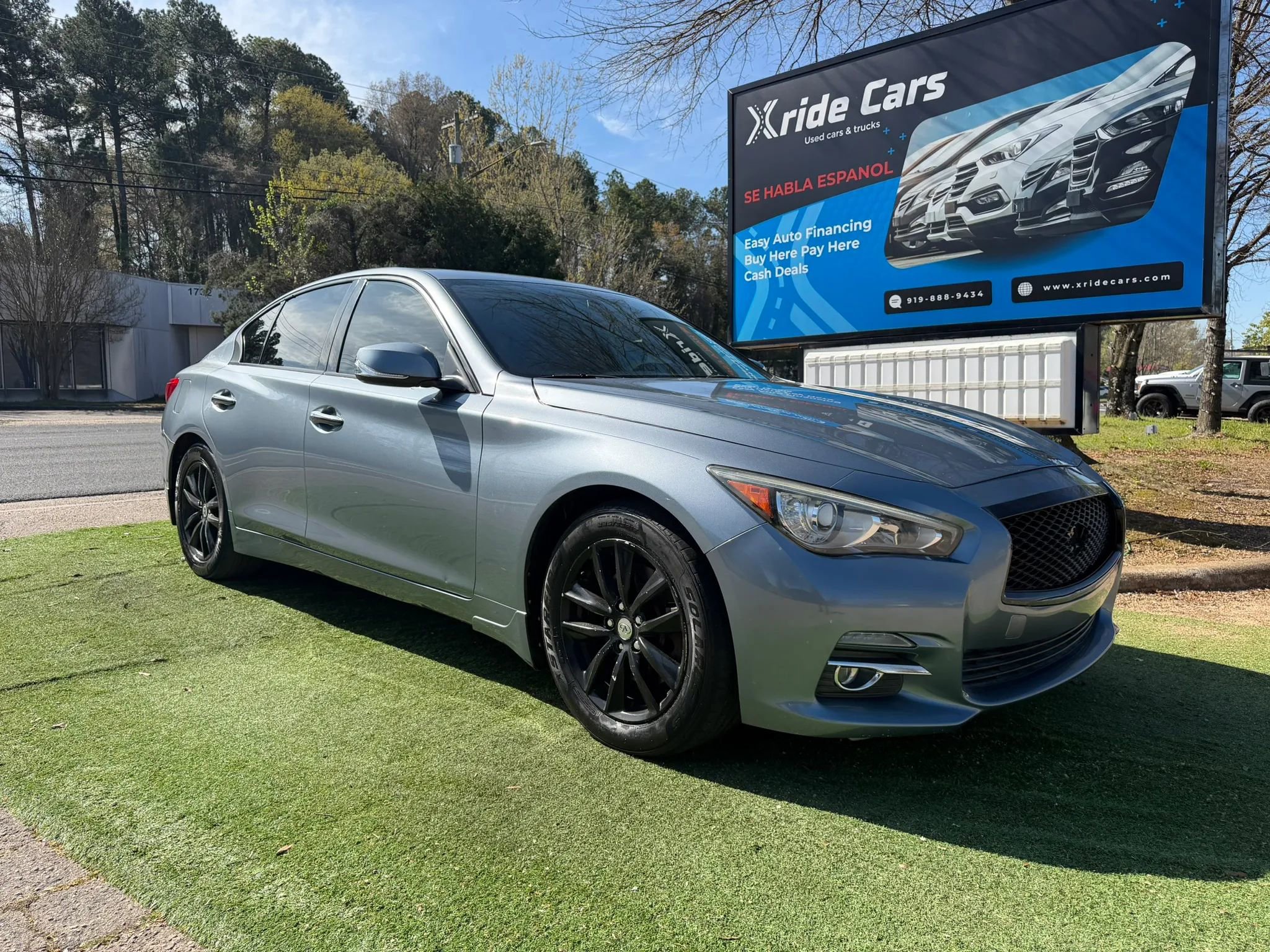 Used 2014 INFINITI Q50 Premium w/ Navigation Package image 2