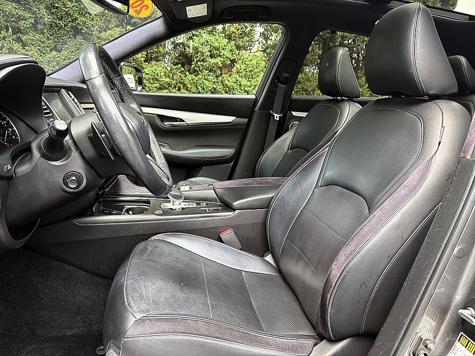 Used 2019 INFINITI QX50 Essential w/ Sensory Package AWD/4WD image 12