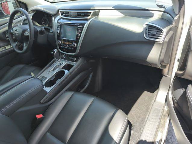 Certified 2024 Nissan Murano SV w/ SV Midnight Edition Package FWD image 22