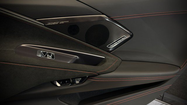 Used 2024 Chevrolet Corvette Stingray Premium Cpe w/ Z51 Performance Package RWD image 15