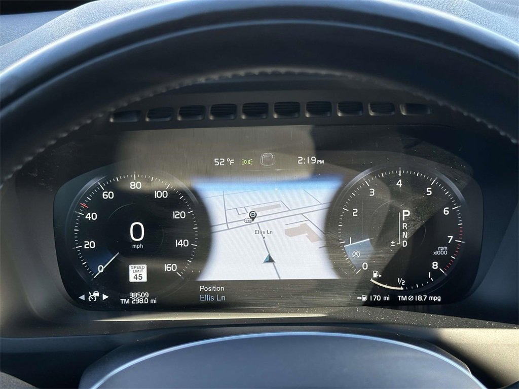 Used 2020 Volvo XC90 T6 Momentum image 11