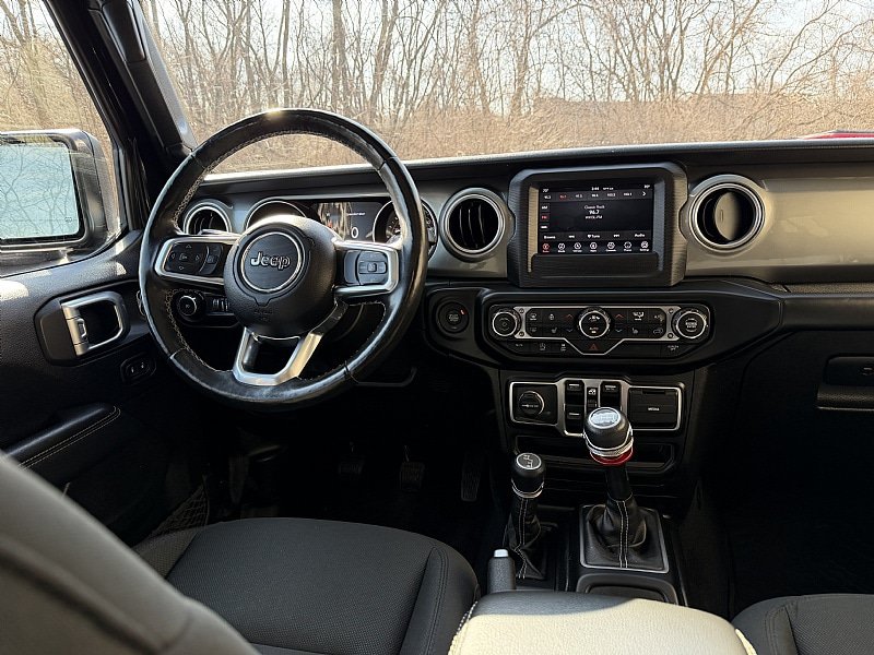 Used 2019 Jeep Wrangler Unlimited Sahara w/ LED Lighting Group AWD/4WD image 7