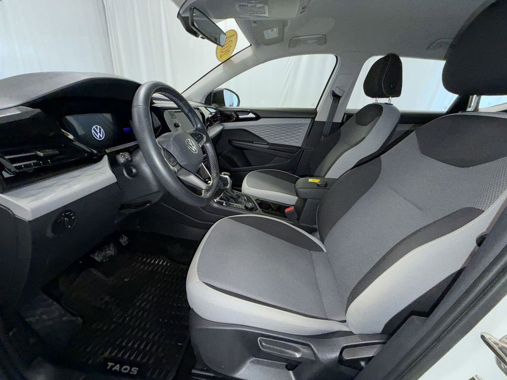 Used 2024 Volkswagen Taos S image 11