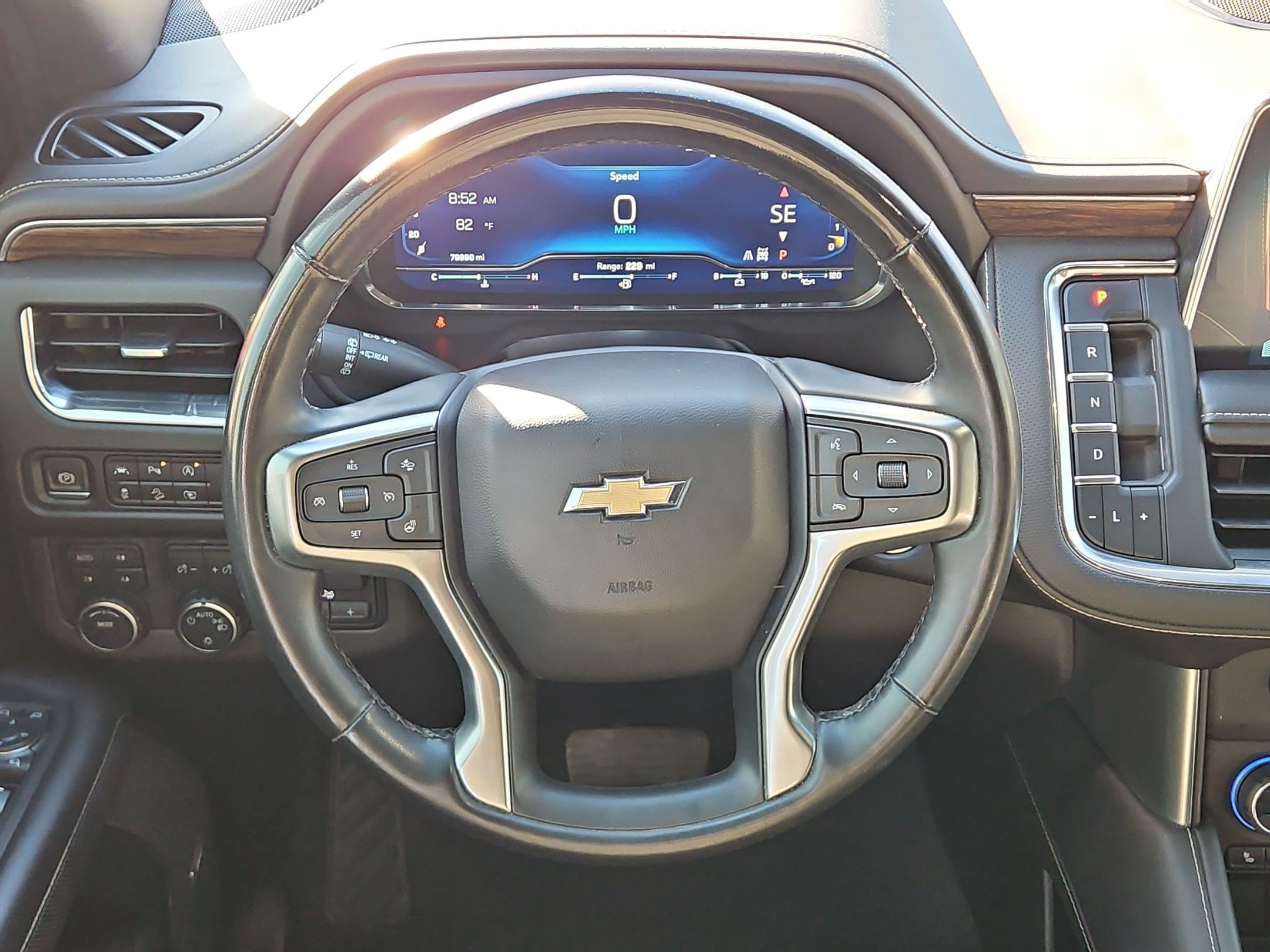 Certified 2023 Chevrolet Suburban Premier AWD/4WD image 16