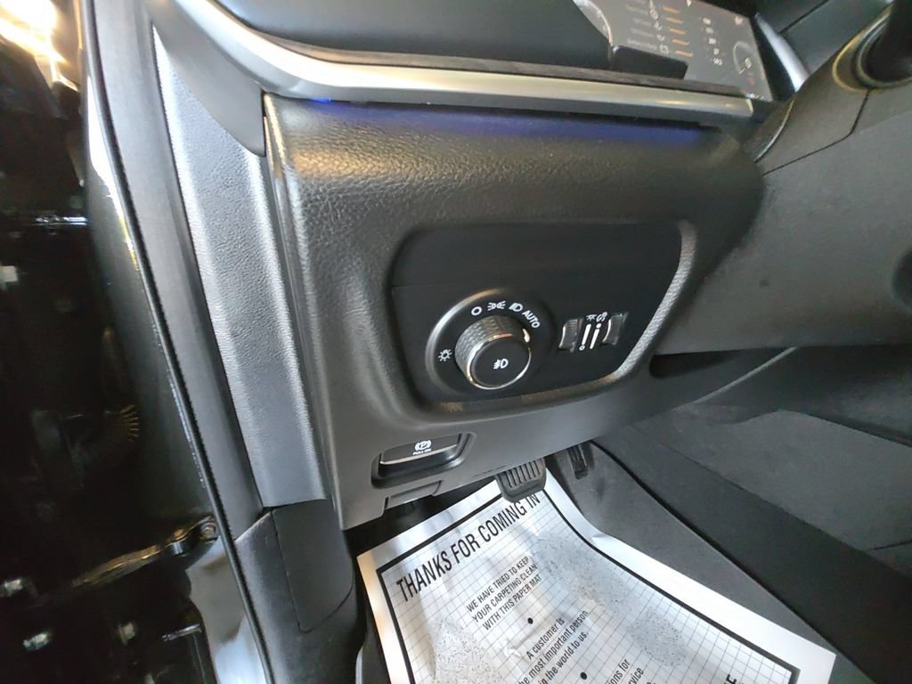 Used 2022 Jeep Grand Cherokee L Overland AWD/4WD image 32