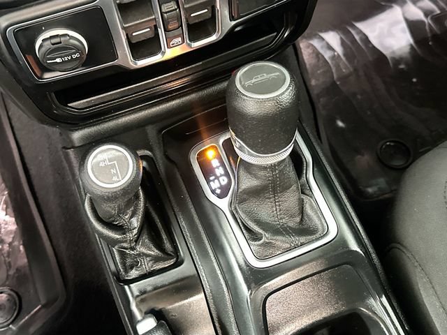 Used 2022 Jeep Gladiator Sport AWD/4WD image 15