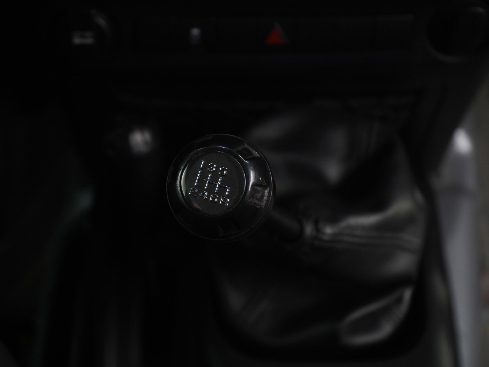 Used 2018 Jeep Wrangler Sport image 18