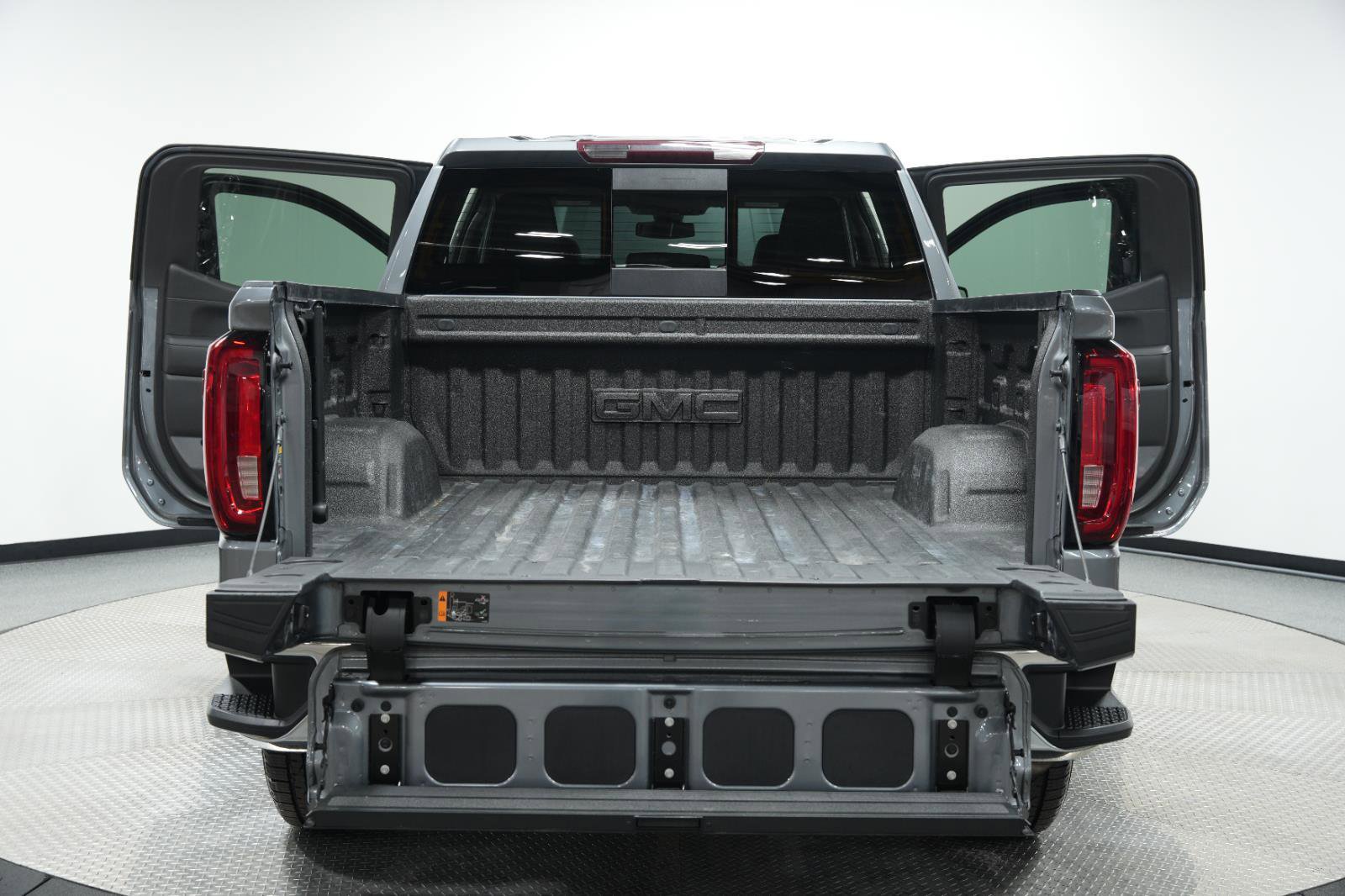 Used 2020 GMC Sierra 1500 SLT w/ SLT Premium Plus Package image 13