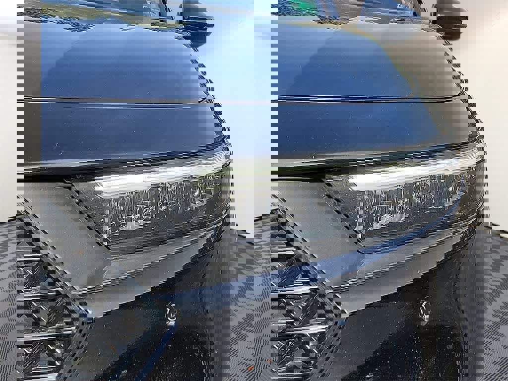 Used 2025 Honda Accord Touring image 8