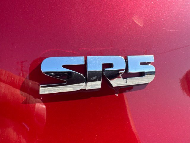 Used 2024 Toyota 4Runner SR5 Premium w/ Moonroof Package AWD/4WD image 9