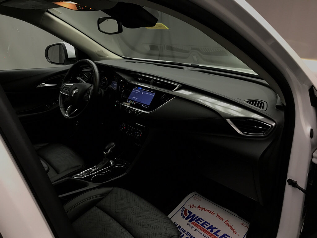 Used 2023 Buick Encore GX Essence w/ Experience Buick Package FWD image 24