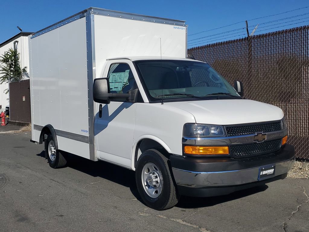 New 2025 Chevrolet Express 3500 w/ Power Convenience Package image 3