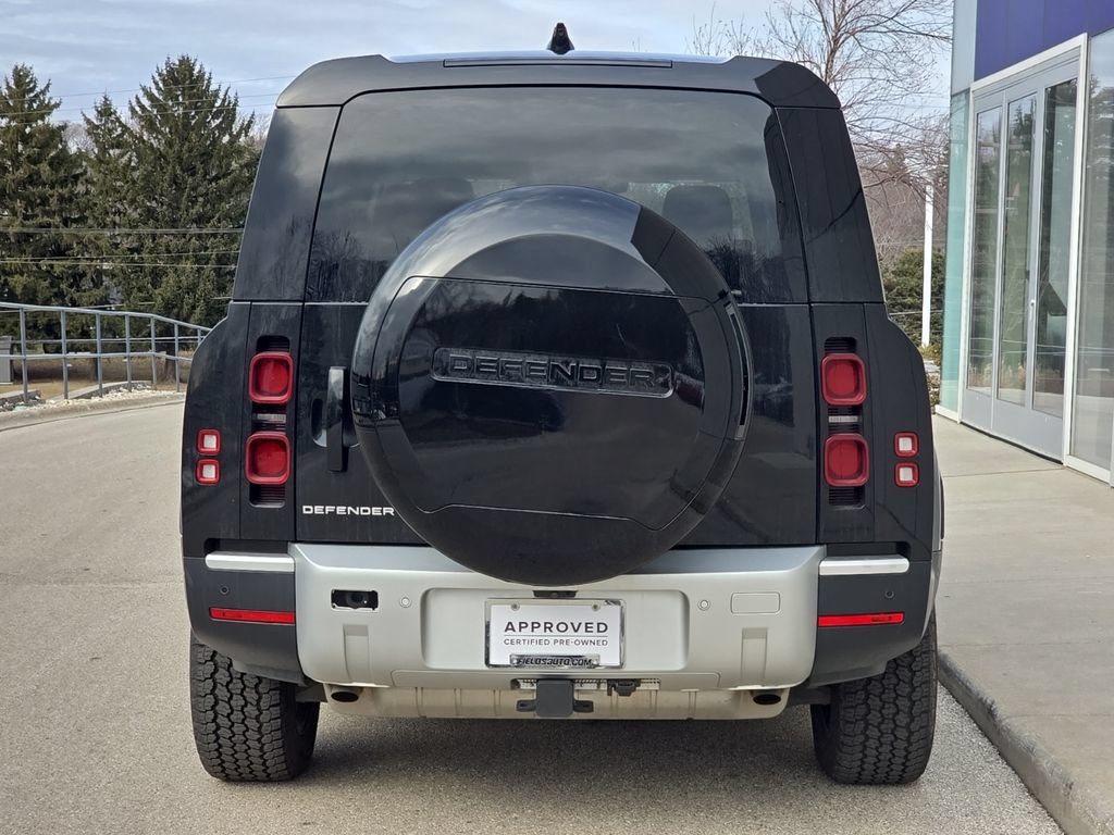 Certified 2025 Land Rover Defender 130 S AWD/4WD image 4