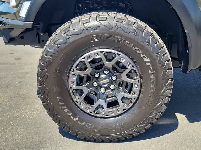 Certified 2025 Ford F150 Raptor w/ Equipment Group 803A Raptor R AWD/4WD image 33