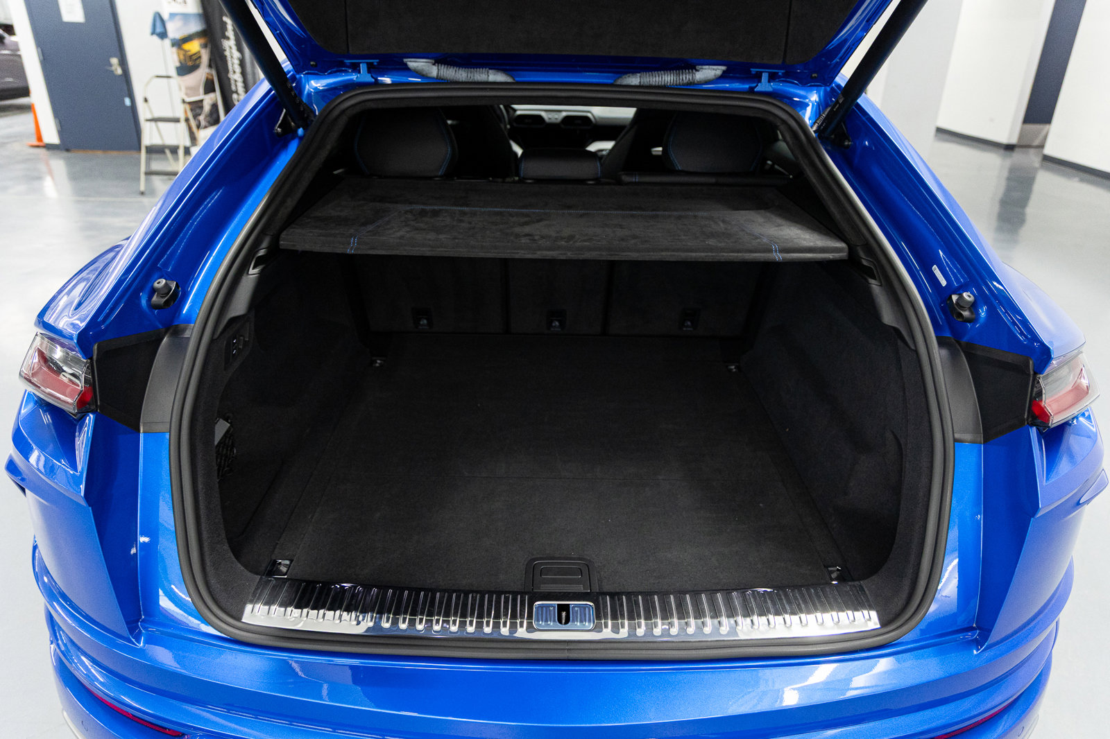 Used 2021 Lamborghini Urus image 19