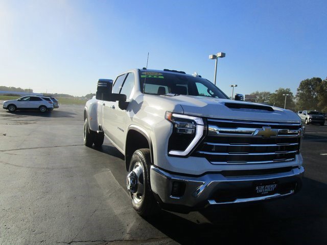 Certified 2024 Chevrolet Silverado 3500 LTZ w/ LTZ Convenience Package image 9