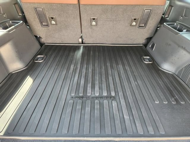 Used 2026 Toyota Land Cruiser w/ Premium Package AWD/4WD image 33