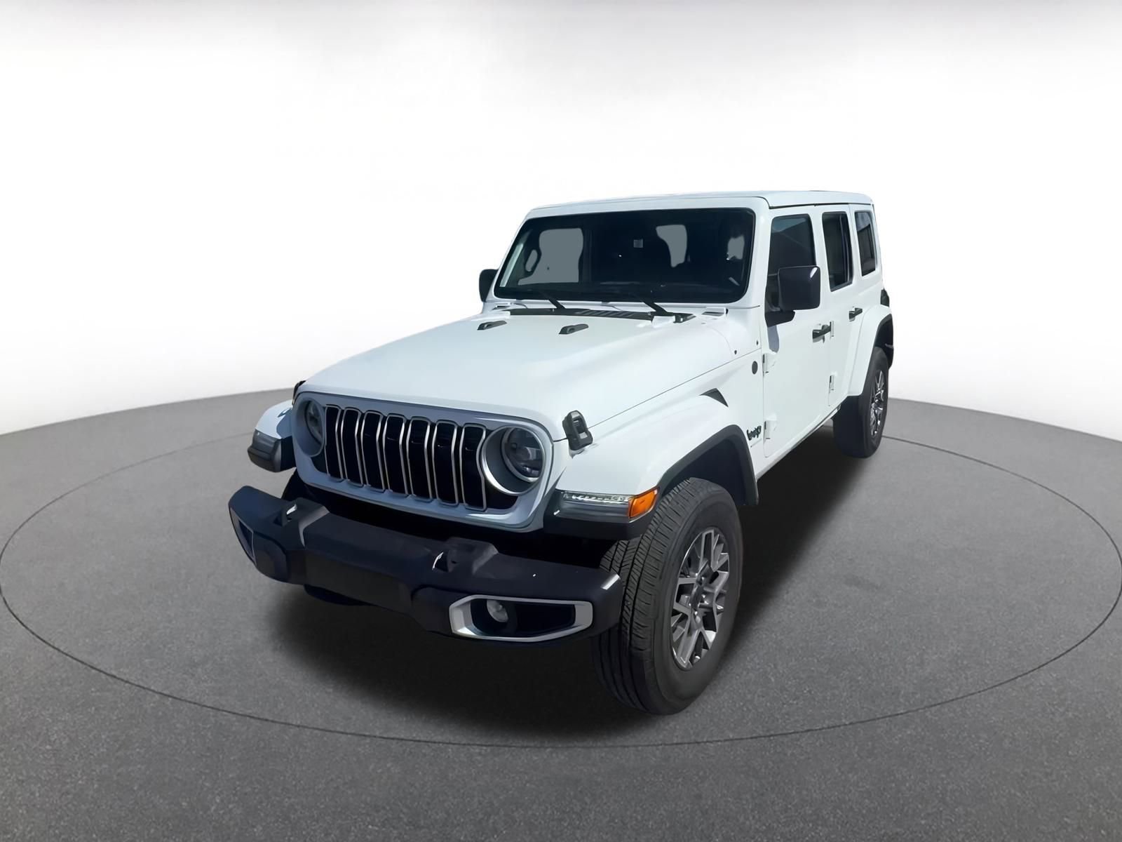 Used 2025 Jeep Wrangler Sahara image 7