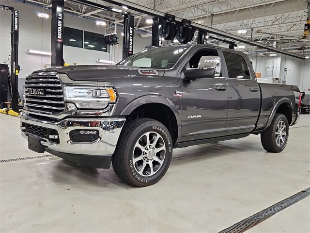 Used 2024 RAM 3500 Limited w/ Safety Group image 4
