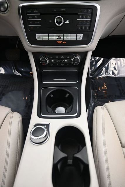 Used 2018 Mercedes-Benz CLA 250 image 15