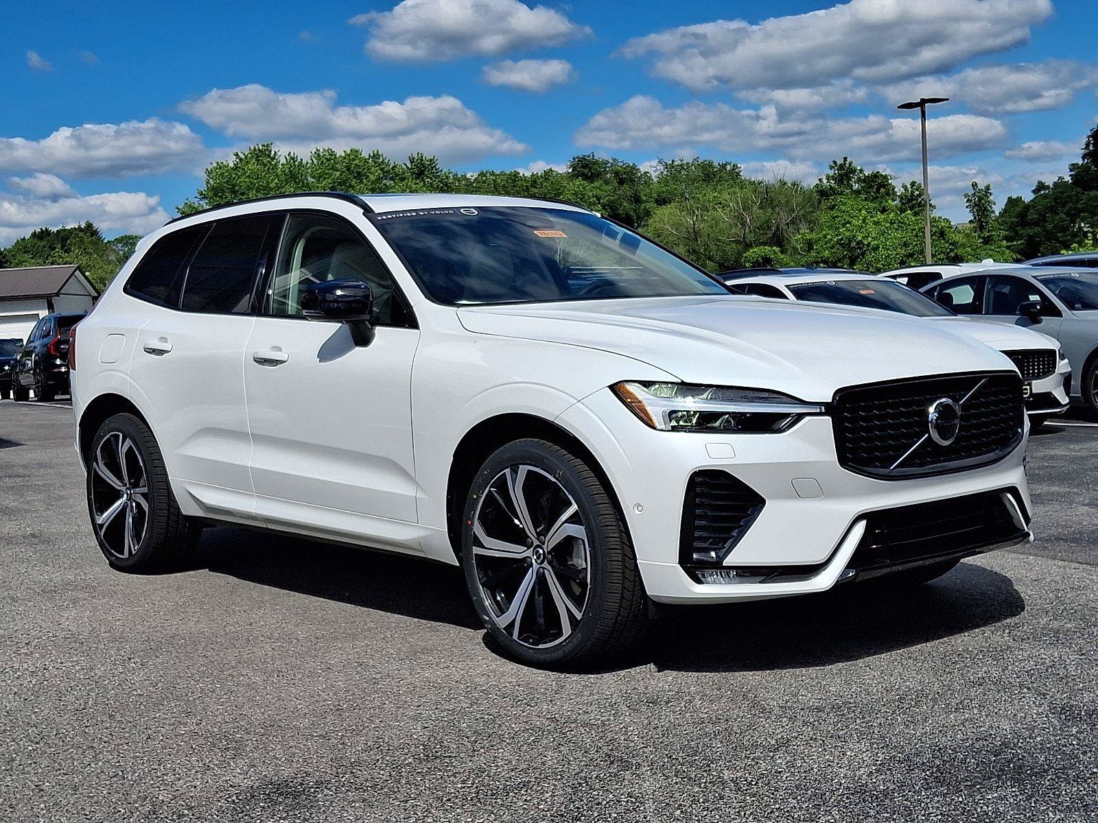 Certified 2023 Volvo XC60 B6 Ultimate w/ Climate Package AWD/4WD image 1