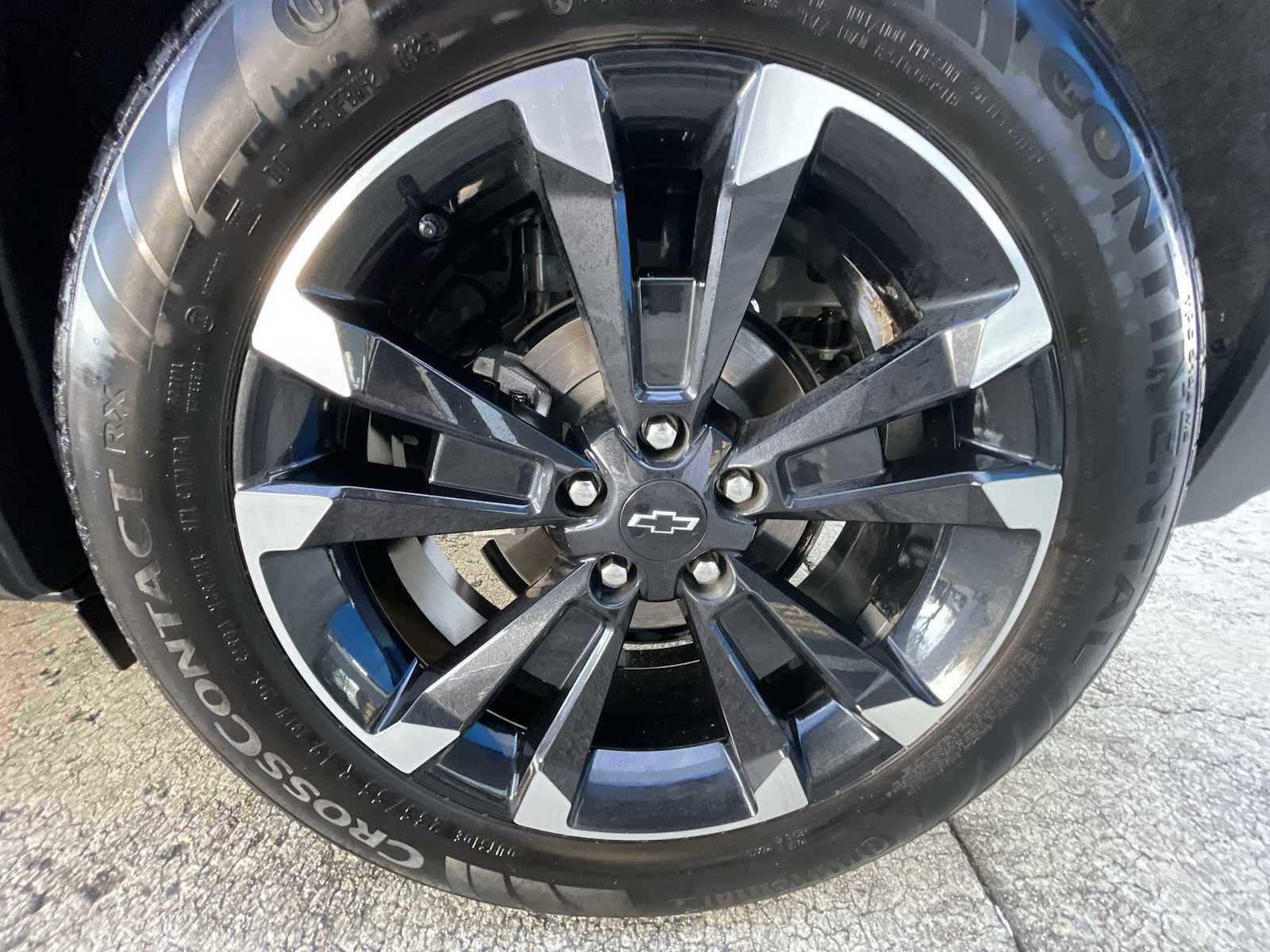 Used 2025 Chevrolet Equinox RS w/ Safety and Technology Package image 34