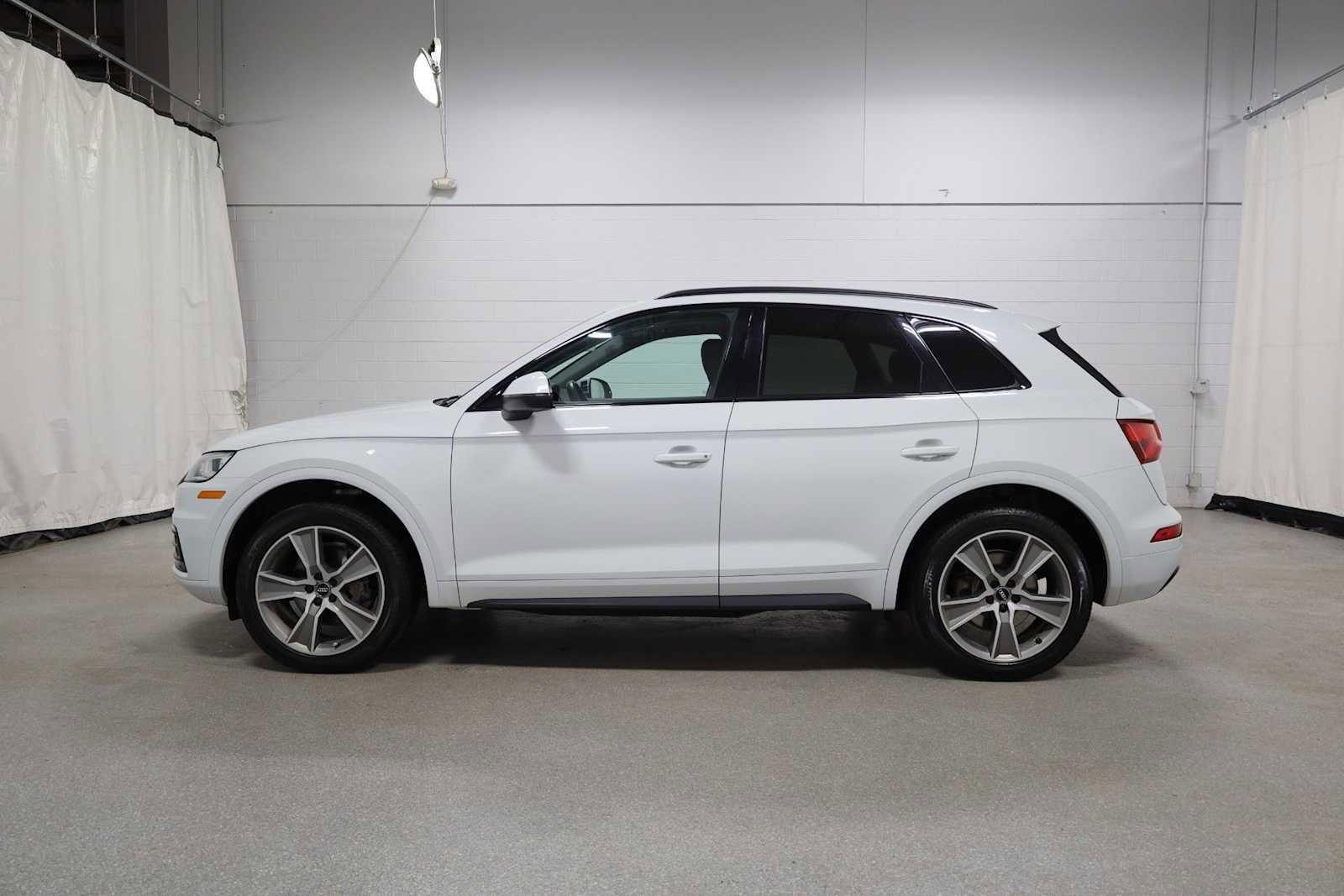 Used 2019 Audi Q5 2.0T Premium Plus w/ Premium Plus Package image 2