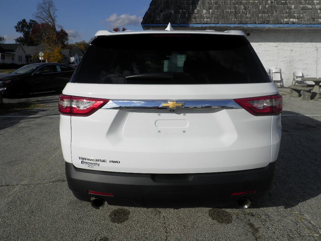 Used 2021 Chevrolet Traverse LS w/ LPO, Cargo Package image 6