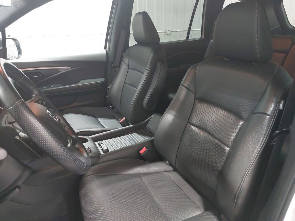 Used 2023 Honda Passport EX-L image 15