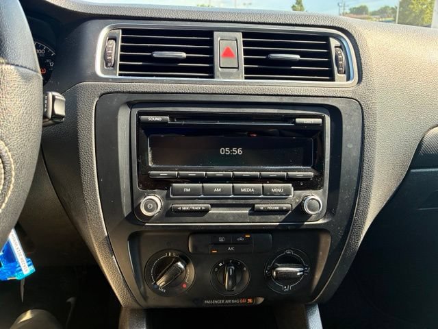 Used 2013 Volkswagen Jetta Sedan FWD image 19
