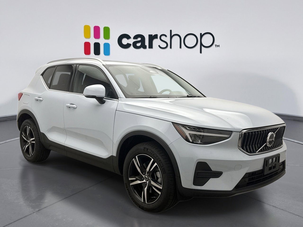 Used 2025 Volvo XC40 B5 Core AWD/4WD image 5