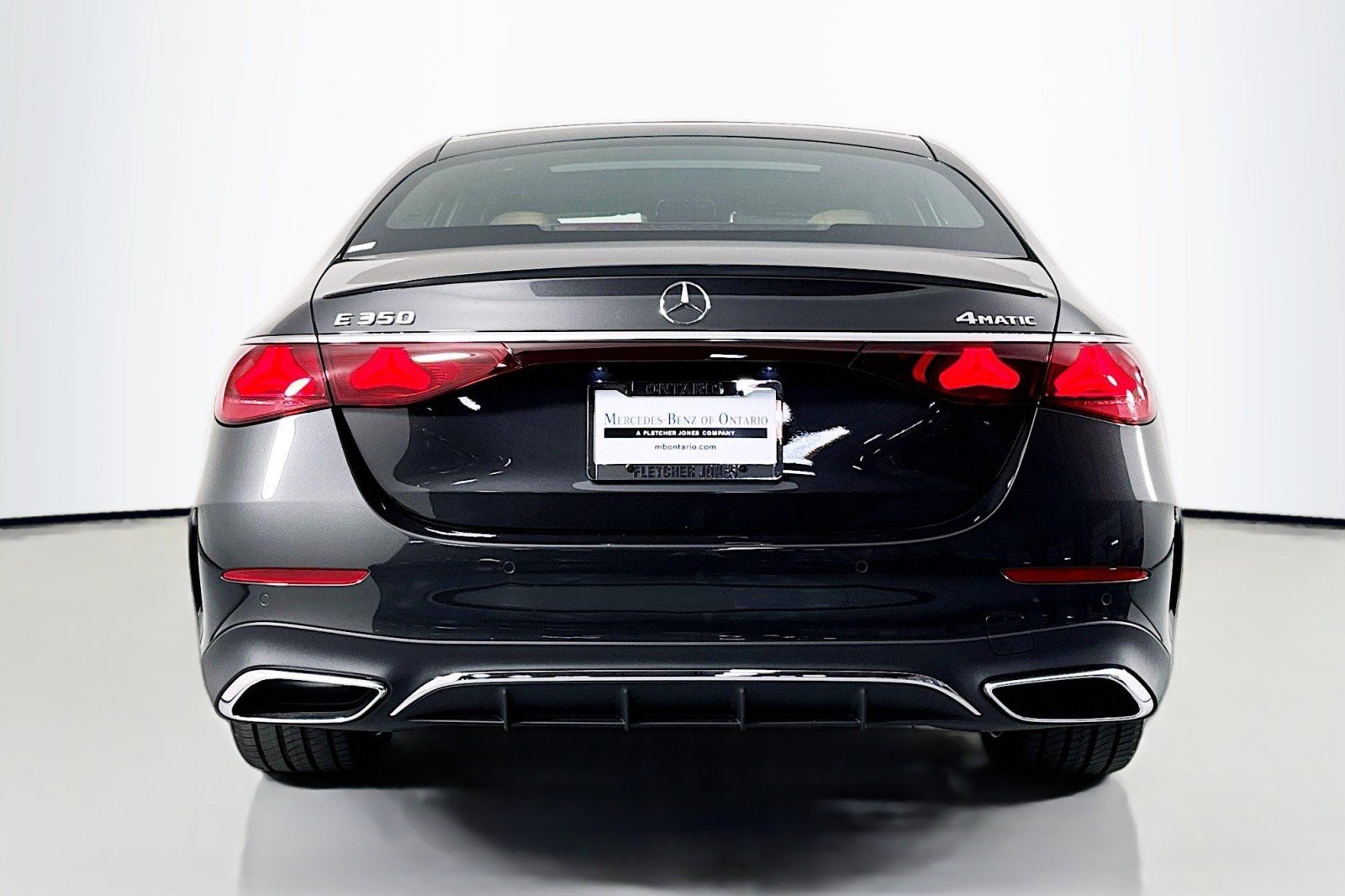 New 2026 Mercedes-Benz E 350 4MATIC Sedan image 3