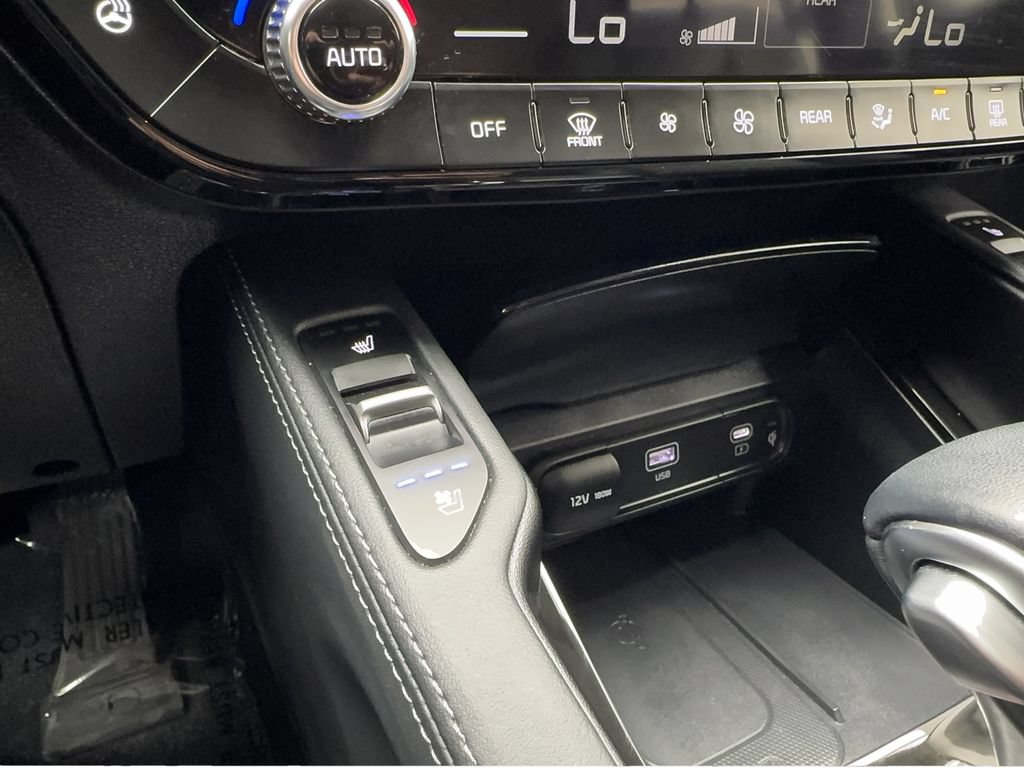 Used 2024 Kia Telluride EX w/ EX Captain's Chair Package AWD/4WD image 49