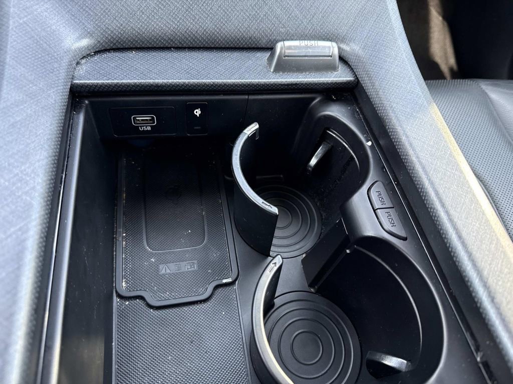 Used 2023 Hyundai Palisade Limited image 24