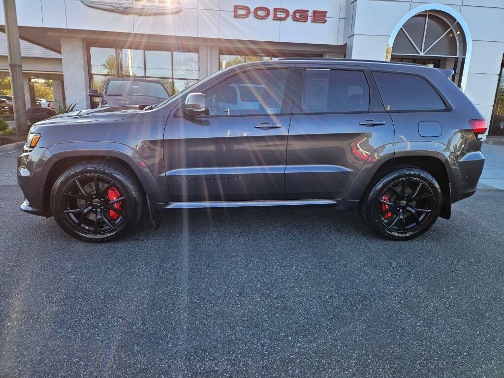 Used 2021 Jeep Grand Cherokee SRT AWD/4WD image 2