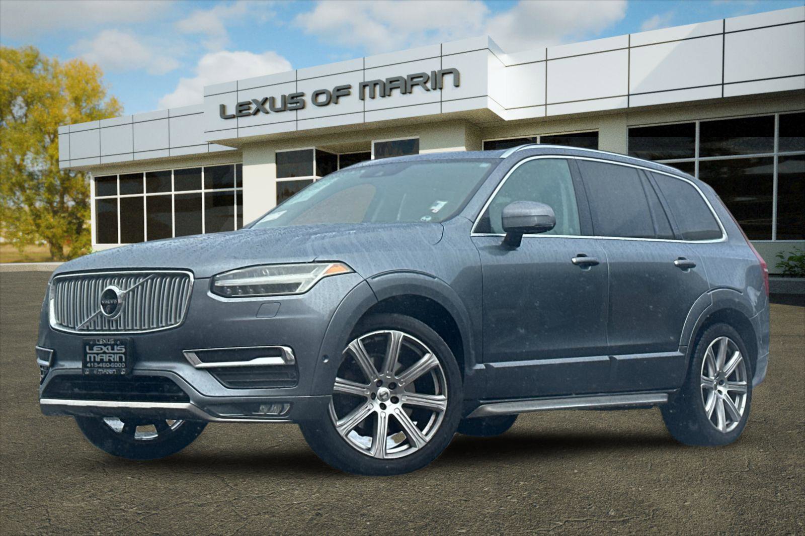 Used 2016 Volvo XC90 T6 Inscription w/ Vision Package AWD/4WD image 1