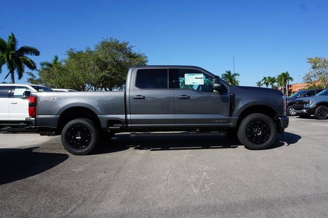New 2026 Ford F350 XLT w/ XLT Premium Package AWD/4WD image 14