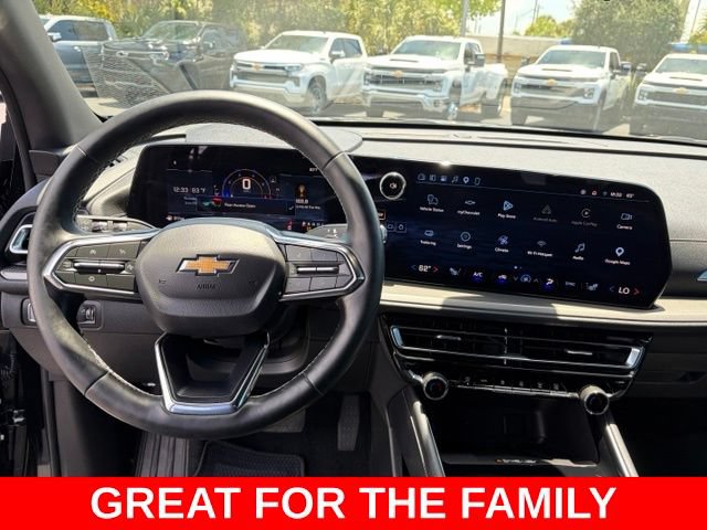 Used 2026 Chevrolet Traverse LT w/ Driver Confidence Package FWD image 18