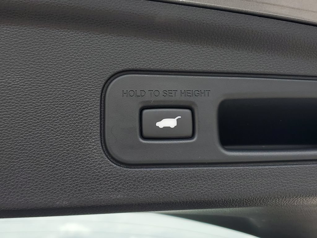 Certified 2023 Acura MDX FWD image 10
