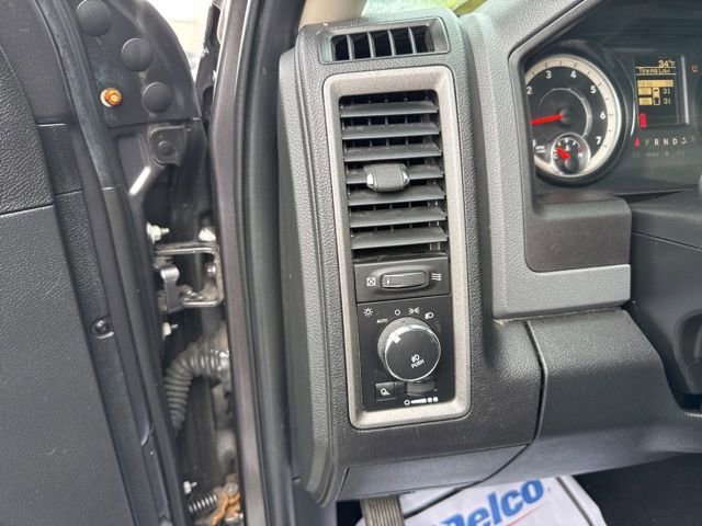 Used 2016 RAM 1500 Express image 15