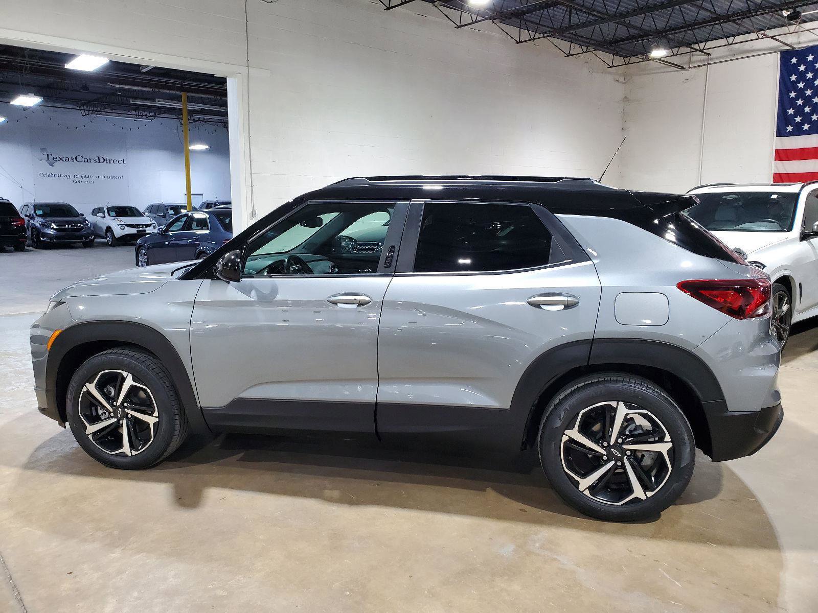 Used 2023 Chevrolet TrailBlazer RS w/ Sun and Liftgate Package image 13