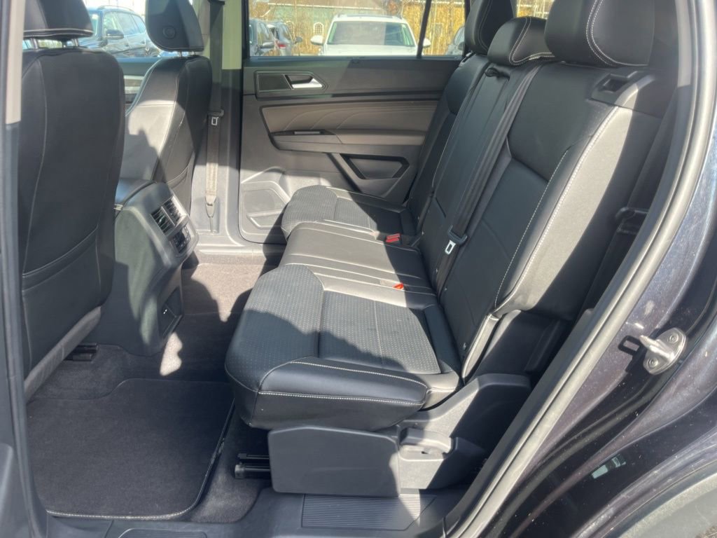 Used 2023 Volkswagen Atlas SEL AWD/4WD image 12